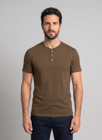 Men's Magnetic Snap Henley T-Shirt — Solid Color Casual Short Sleeve Tee